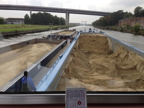 Zandschepen binnenvaart